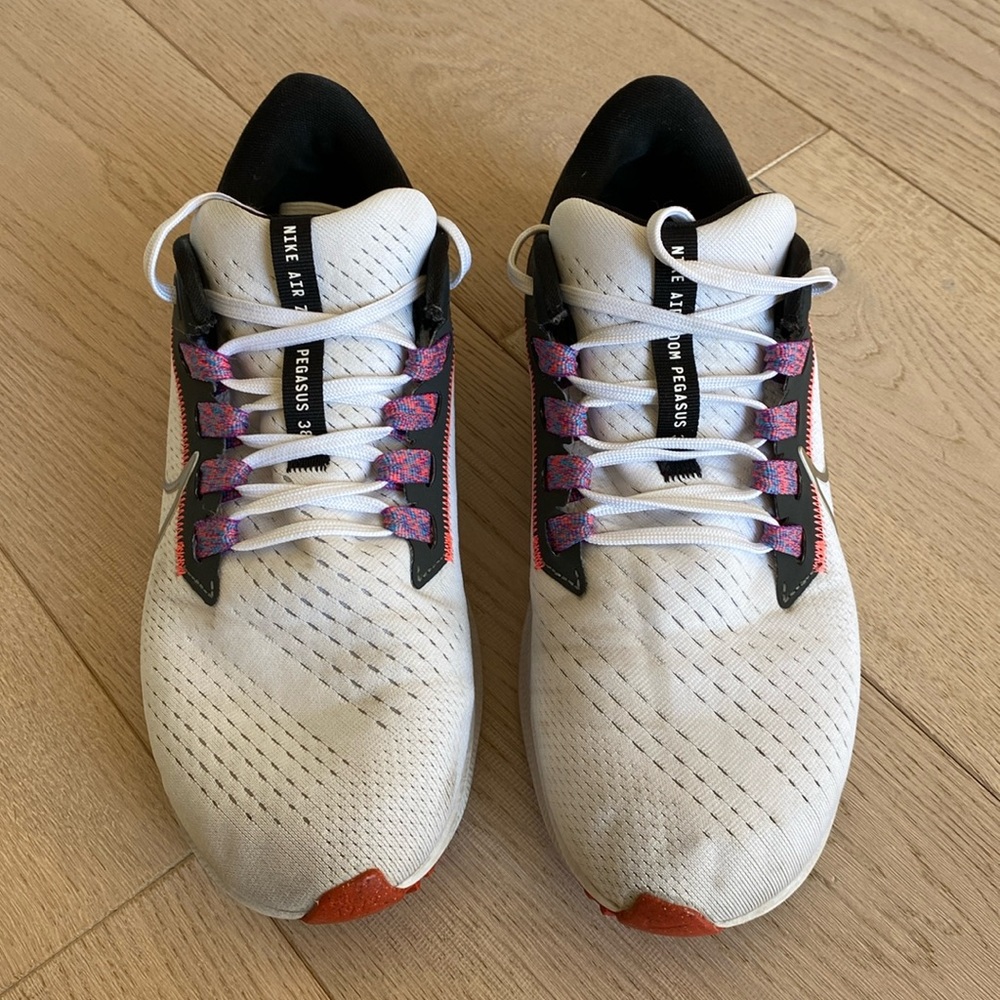 Nike Air Zoom Pegasus 38 size 9 white